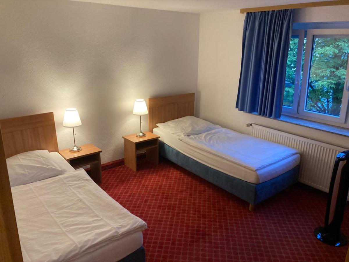 Hotel Schillerplatz Öhringen Exteriör bild